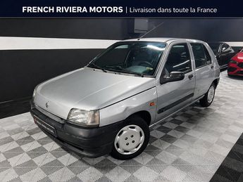  Voir d&eacute;tails -Renault Clio - 1.2 - 5 Portes - Embrayage Neuf - 55ch &agrave; Vallauris (06)
