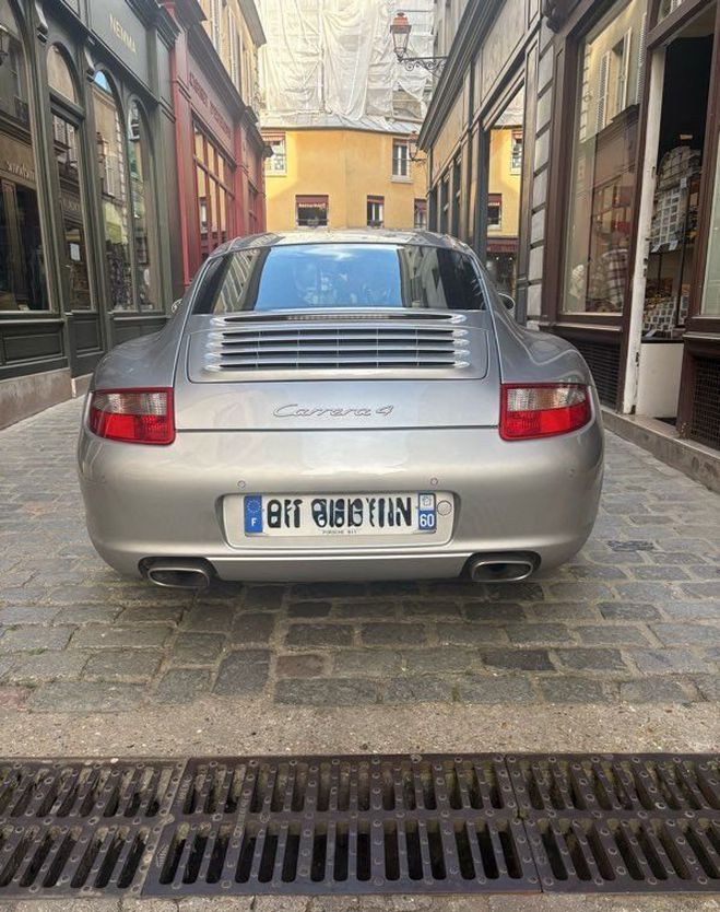 Porsche 911 997 carrera 4 -toit ouvrant -jantes TURB Gris de 2005