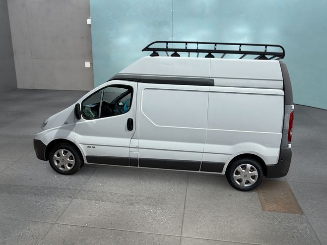 Renault Trafic L1H2 1200 2.0 DCI 115CH CONFORT BLANC de 2011