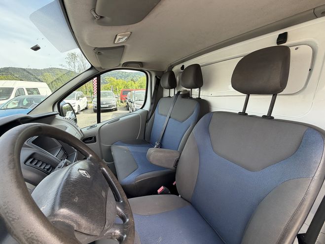 Renault Trafic L1H2 1200 2.0 DCI 115CH CONFORT BLANC de 2011