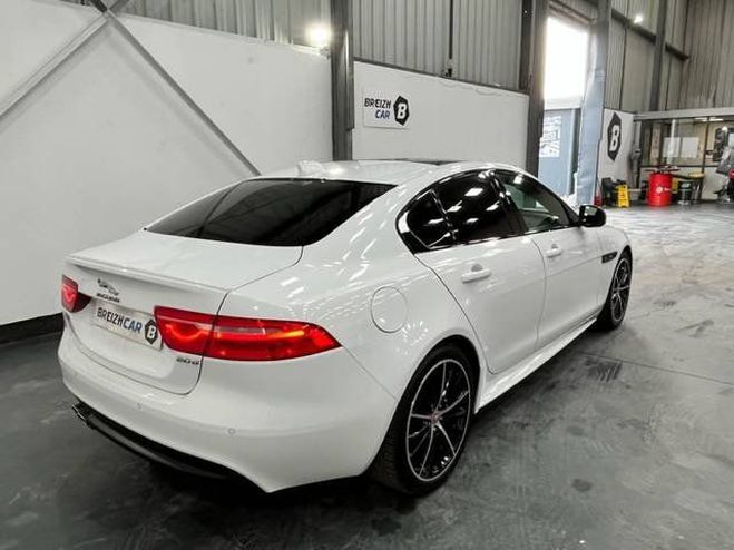 Jaguar XE 2.0D 180ch R-Sport 5 5 (reserv� au pro)  de 2016
