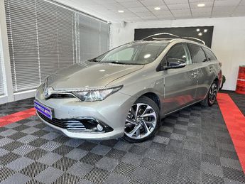  Voir d&eacute;tails -Toyota Auris Touring Sports Hybride 136h Design &agrave; Creuzier-le-Vieux (03)