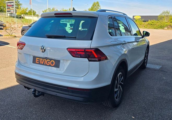 Volkswagen Tiguan (ii) 1.5 tsi evo 150ch connect-attelage- Blanc de 2019