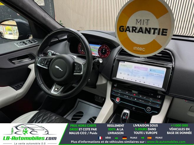 Jaguar F Pace V8 - 550 ch AWD BVA Noir M�tallique de 2019