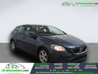 Voir d&eacute;tails -Volvo V40 T2 122 ch BVM &agrave; Beaupuy (31)