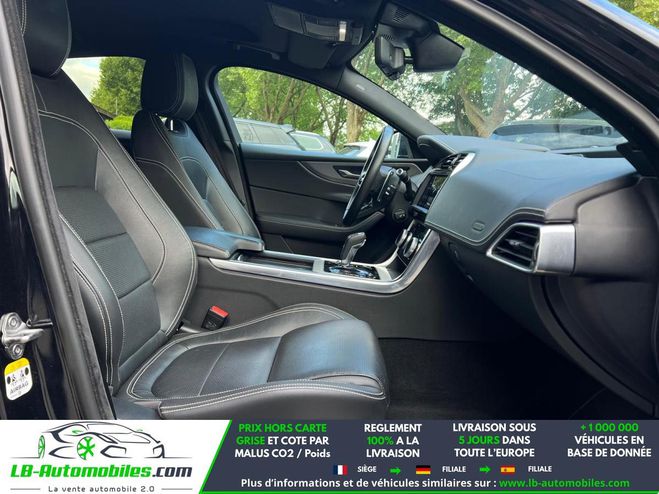 Jaguar XE P250 BVA Noir M�tallique de 2020