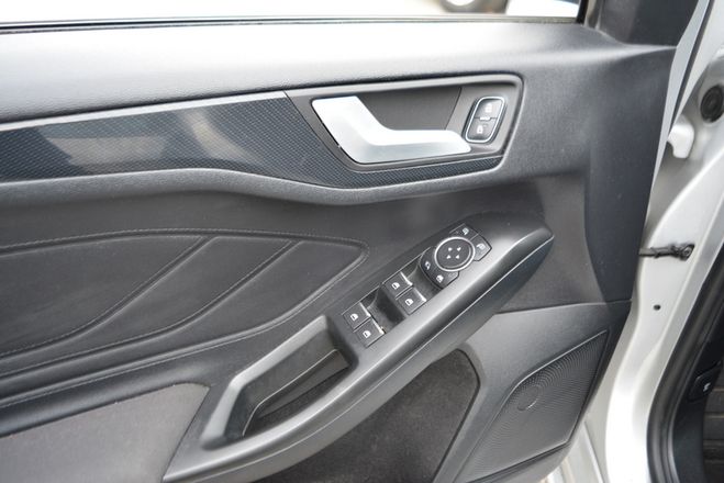 Ford Focus 1.0 ECOBOOST 125CH ST-LINE GRIS C de 2019