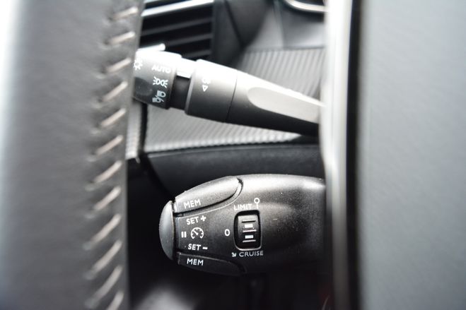 Peugeot 208 1.2 PURETECH 100 S&S ACTIVE BLANC de 2022