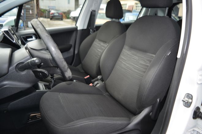 Peugeot 208 1.5 BLUEHDI 100CH E6.C ACTIVE BUSINESS S BLANC de 2018