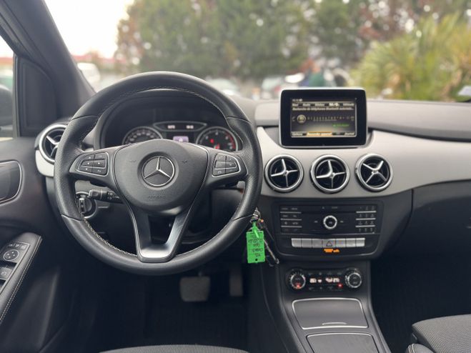 Mercedes Classe B 180 D 109 CH SENSATION 7G-DCT GRIS F de 2016