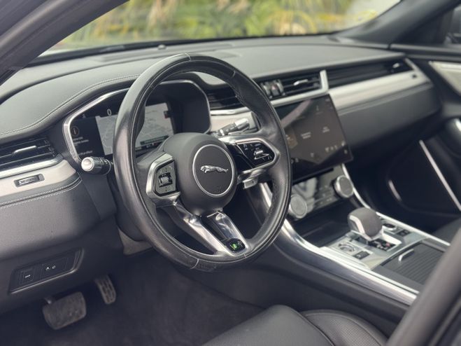 Jaguar XF D 200 MHEV R-DYNAMIC SE BVA8 RWD GRIS F de 2021