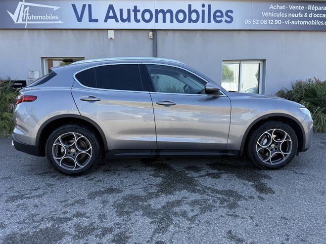 Alfa romeo Stelvio 2.2 DIESEL 180 CH LUSSO Q4 AT8 GRIS C de 2018