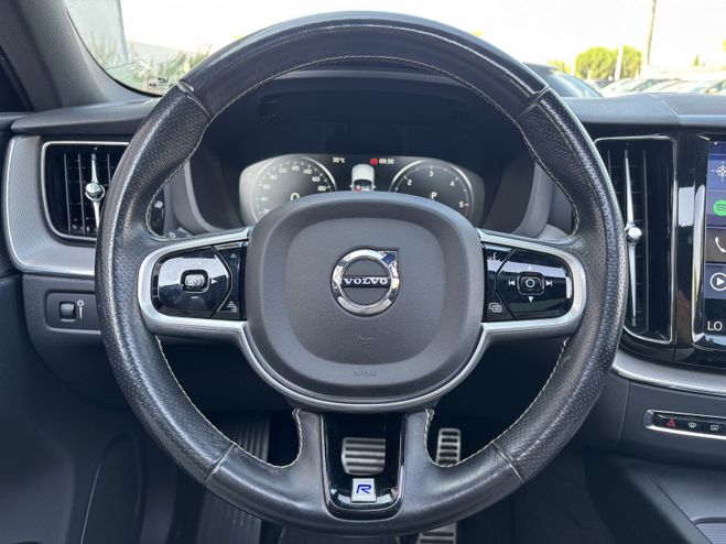 Volvo XC60 D4 ADBLUE 190 CH R-DESIGN GEARTRONIC GRIS F de 2019