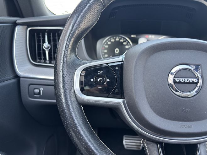 Volvo XC60 D4 ADBLUE 190 CH R-DESIGN GEARTRONIC GRIS F de 2019