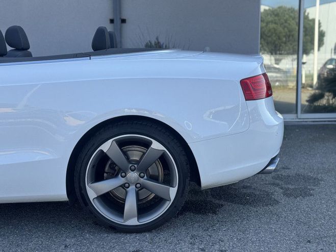 Audi A5 2.0 TDI 190 CH CLEAN DIESEL AVUS MULTITR BLANC de 2016