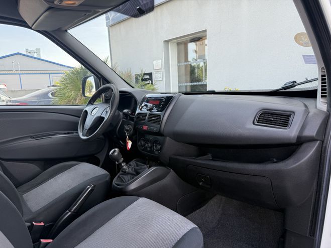 Fiat Doblo MAXI 1.6 MULTIJET 16V 105 CH PACK BLANC de 2012