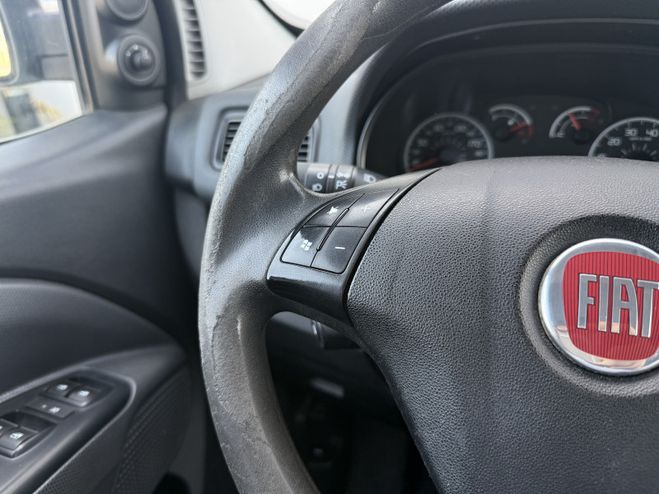 Fiat Doblo MAXI 1.6 MULTIJET 16V 105 CH PACK BLANC de 2012