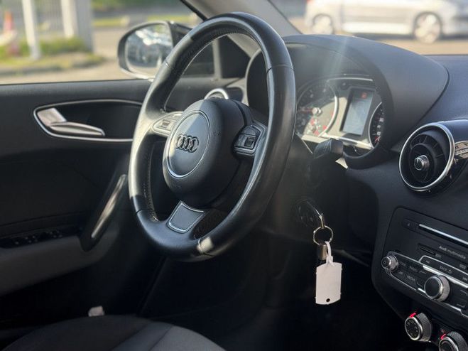 Audi A1 1.6 TDI 116 CH AMBITION S TRONIC 7 NOIR de 2016