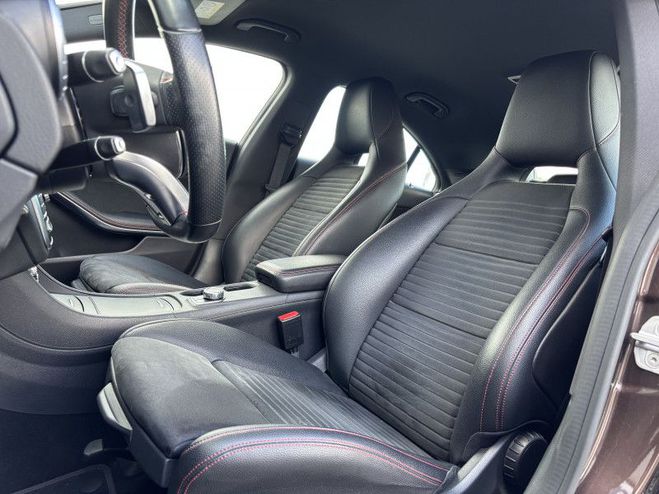 Mercedes Classe CLA 200 LAUNCH EDITION 7G-DCT MARRON de 2017