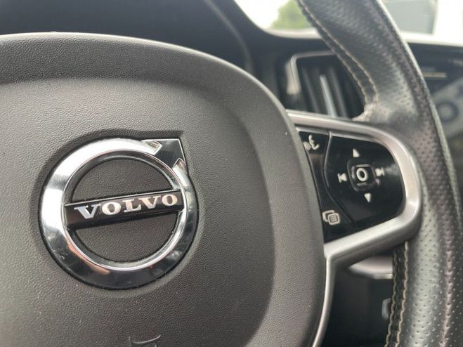 Volvo XC60 T8 TWIN ENGINE 320 + 87 CH R-DESIGN GEAR GRIS F de 2017