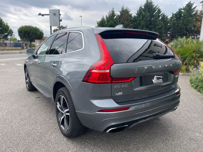 Volvo XC60 T8 TWIN ENGINE 320 + 87 CH R-DESIGN GEAR GRIS F de 2017