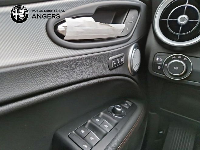 Alfa romeo Stelvio 2.2 160 ch AT8 Intensa NOIR VULCANO de 2025