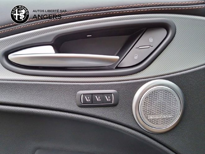 Alfa romeo Stelvio 2.2 160 ch AT8 Intensa NOIR VULCANO de 2025