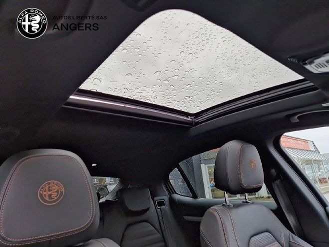 Alfa romeo Stelvio 2.2 160 ch AT8 Intensa NOIR VULCANO de 2025