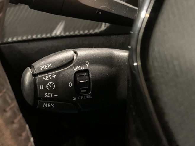 Peugeot 208 1.2 TURBO 100CH S&S STYLE NOIR de 2022