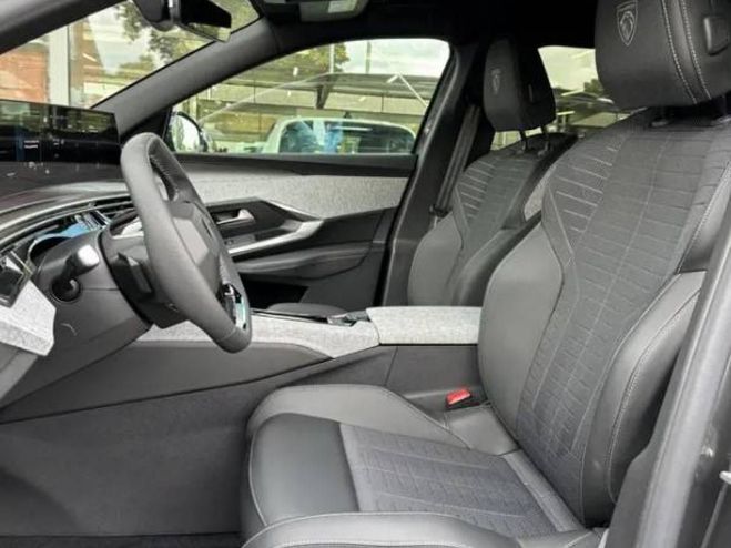 Peugeot 5008 1.2i Hybrid 145 e-DCS6 GT -23% Gris m�tallis� de 2025