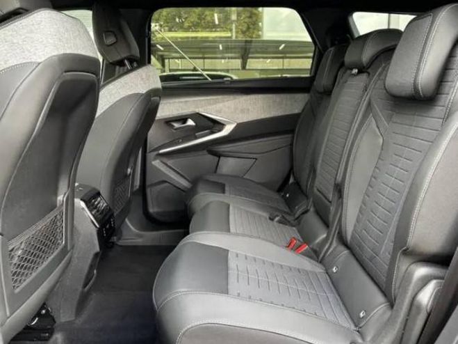 Peugeot 5008 1.2i Hybrid 145 e-DCS6 GT -23% Gris m�tallis� de 2025