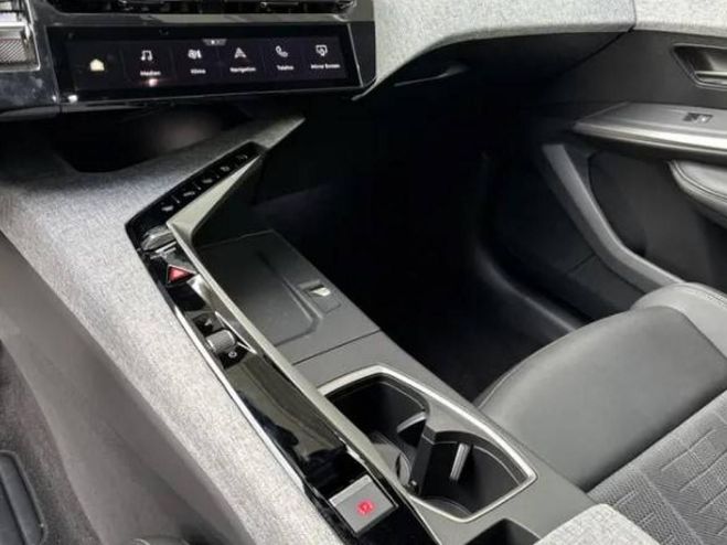 Peugeot 5008 1.2i Hybrid 145 e-DCS6 GT -23% Gris m�tallis� de 2025