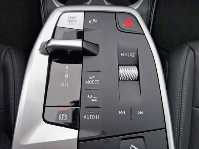 BMW X1 X1 xDrive 25e 245ch DKG7 xLine 5p CAPE YORK GRUEN METALLIC de 2025