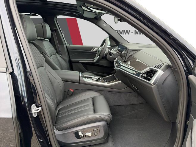 BMW X5 X5 xDrive50e 489 ch BVA8 M Sport 5p CARBONSCHWARZ METALLIC de 2025