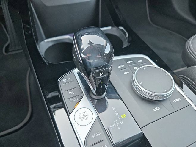 BMW Serie 1 116d 116 ch DKG7 Edition Sport 5p BLACK SAPPHIRE METALLIC de 2022