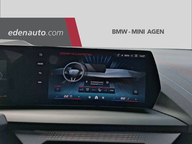 BMW Serie 1 M135 xDrive 300 ch DKG7 M Performance 5p BLACK SAPPHIRE METALLIC de 2025