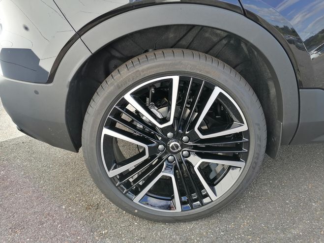 Volvo XC40 XC40 B3 163 ch DCT7 Ultra 5p Black de 2025