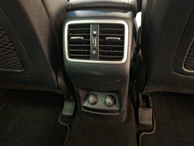 Kia Sportage 1.6 CRDi 136ch MHEV ISG DCT7 4x2 Black E blanc de 2021