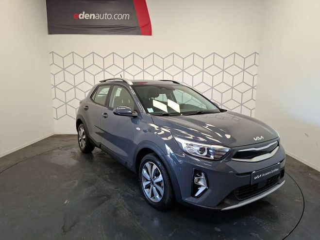 Kia Stonic 1.0 T-GDi 100 ch ISG BVM5 Active gris de 2022