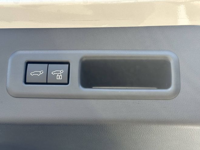 Lexus LBX LBX 2WD Relax 5p Gris de 2025
