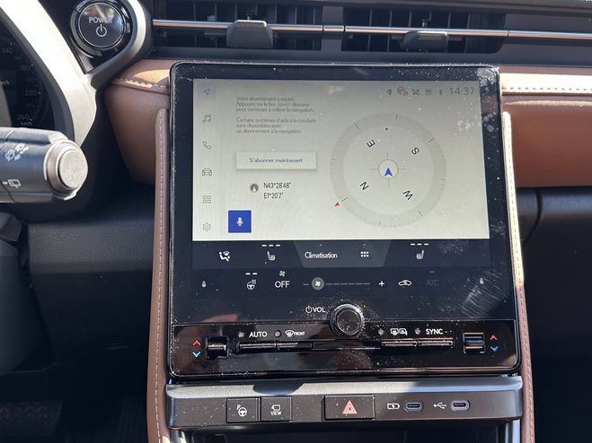 Lexus LBX LBX 2WD Relax 5p Gris de 2025