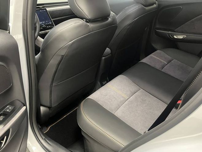 Lexus LBX 2WD Cool gris de 2025