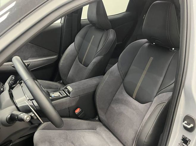 Lexus LBX 2WD Cool gris de 2025