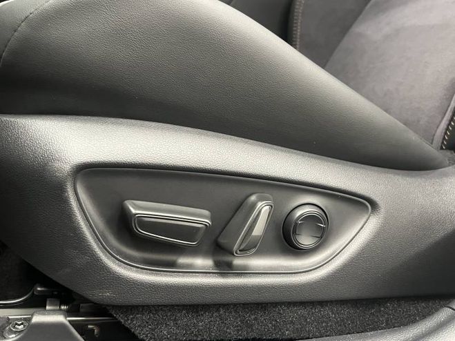Lexus LBX 2WD Cool gris de 2025