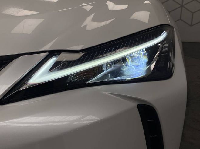 Lexus UX 250h 2WD Pack Confort Business blanc de 2022