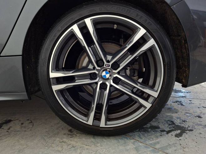 BMW Serie 1 118d 150 ch BVA8 M Sport gris de 2021