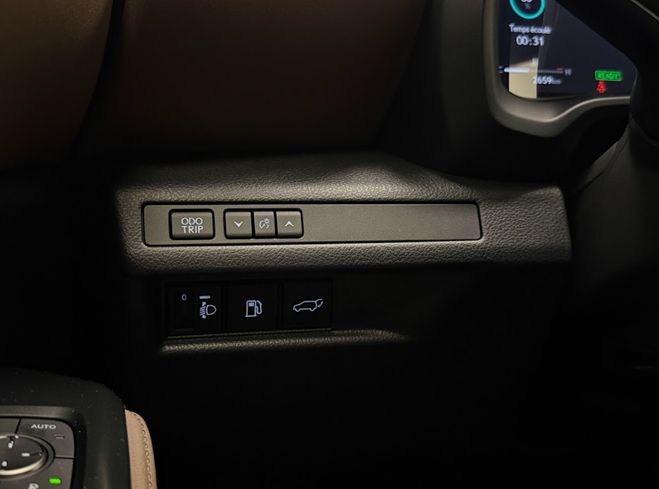 Lexus LBX LBX 2WD Elegant 5p Blanc de 2025