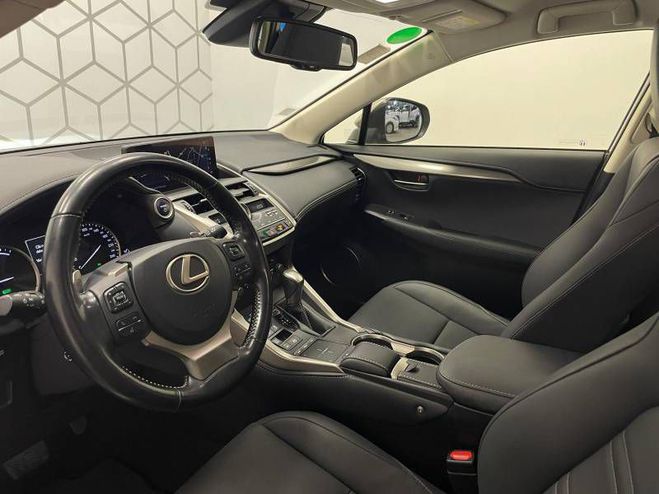 Lexus NX 300h 2WD Pack gris de 2020