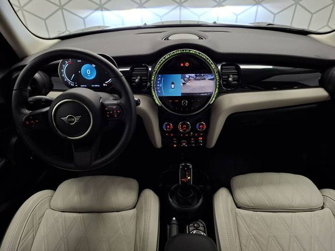 Mini Mini Hatch 5 Portes Cooper 136 ch DKG7 Essent noir de 2022