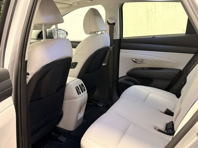 Hyundai Tucson 1.6 T-GDI 253 Plug-in BVA6 Executive gris de 2024